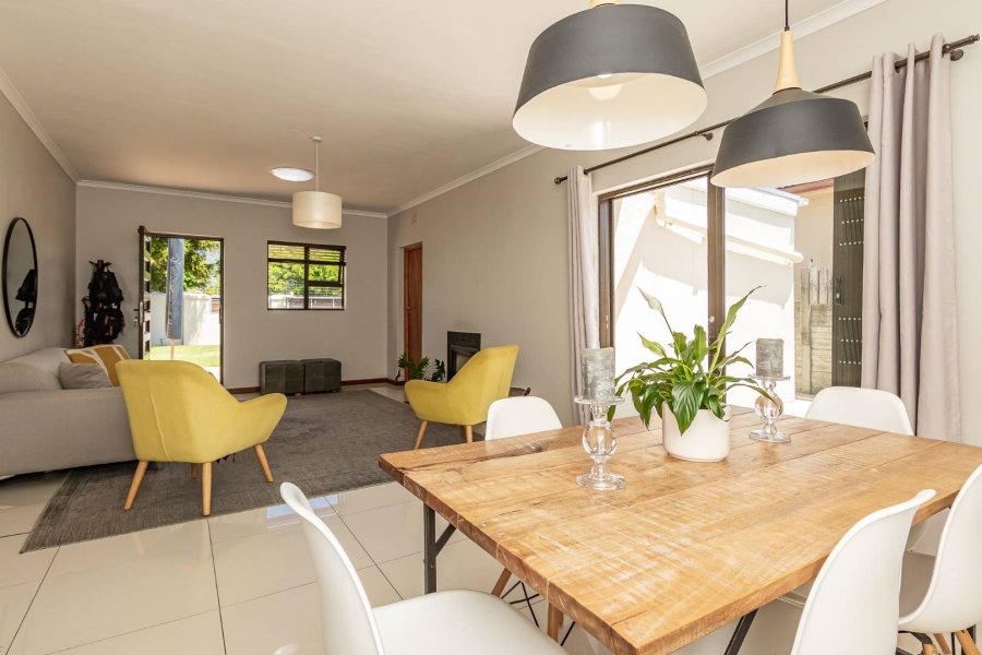 To Let 3 Bedroom Property for Rent in Claremont Western Cape